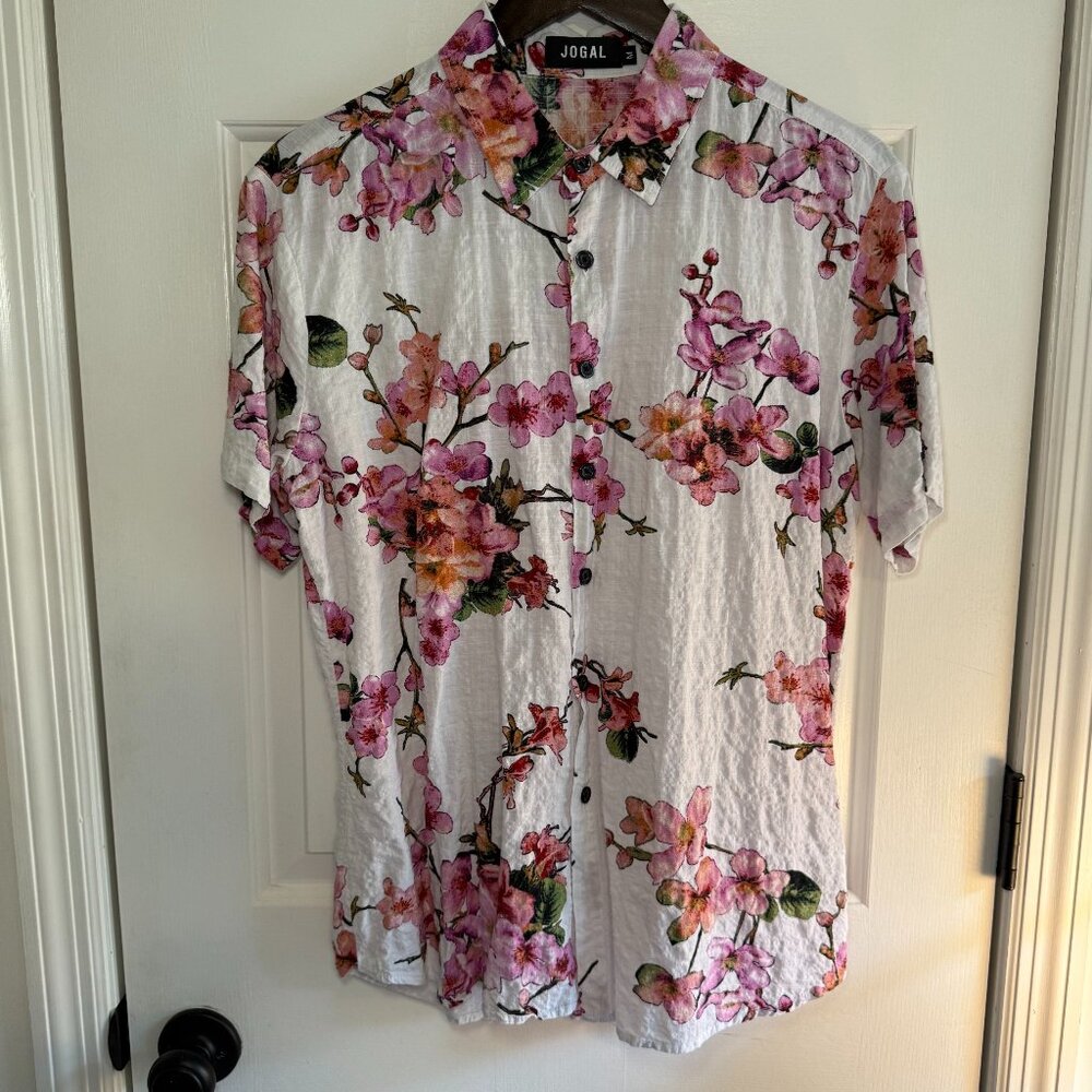Jogal Men’s White Short-Sleeve Button-Down Shirt with Pink Floral Print